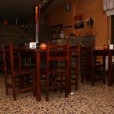 A Taberna De Vento Hotel Lalín Kültér fotó