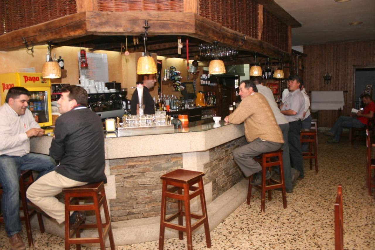 A Taberna De Vento Hotel Lalín Kültér fotó
