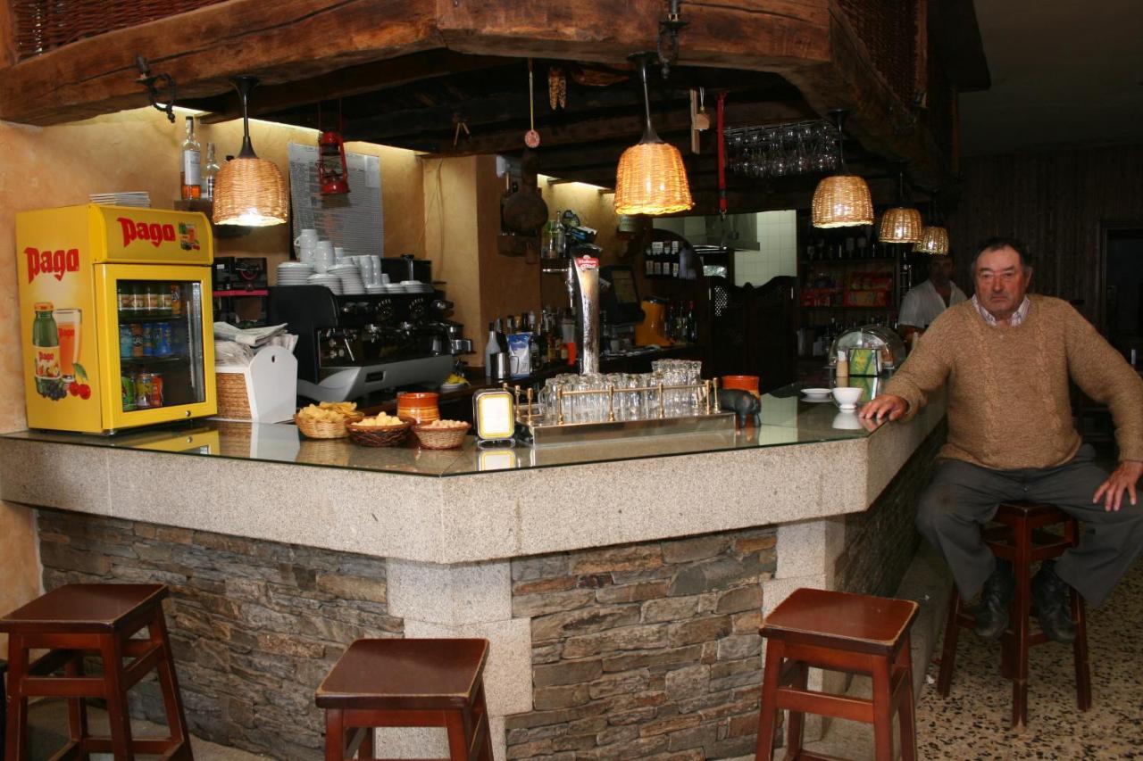 A Taberna De Vento Hotel Lalín Kültér fotó