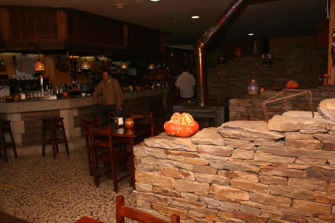 A Taberna De Vento Hotel Lalín Kültér fotó