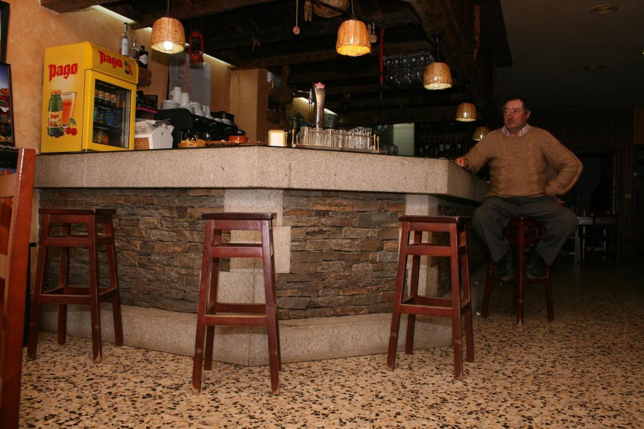 A Taberna De Vento Hotel Lalín Kültér fotó