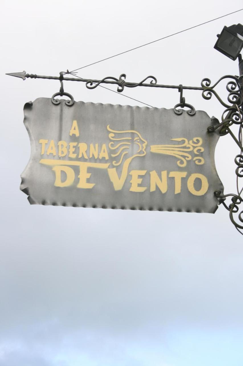 A Taberna De Vento Hotel Lalín Kültér fotó